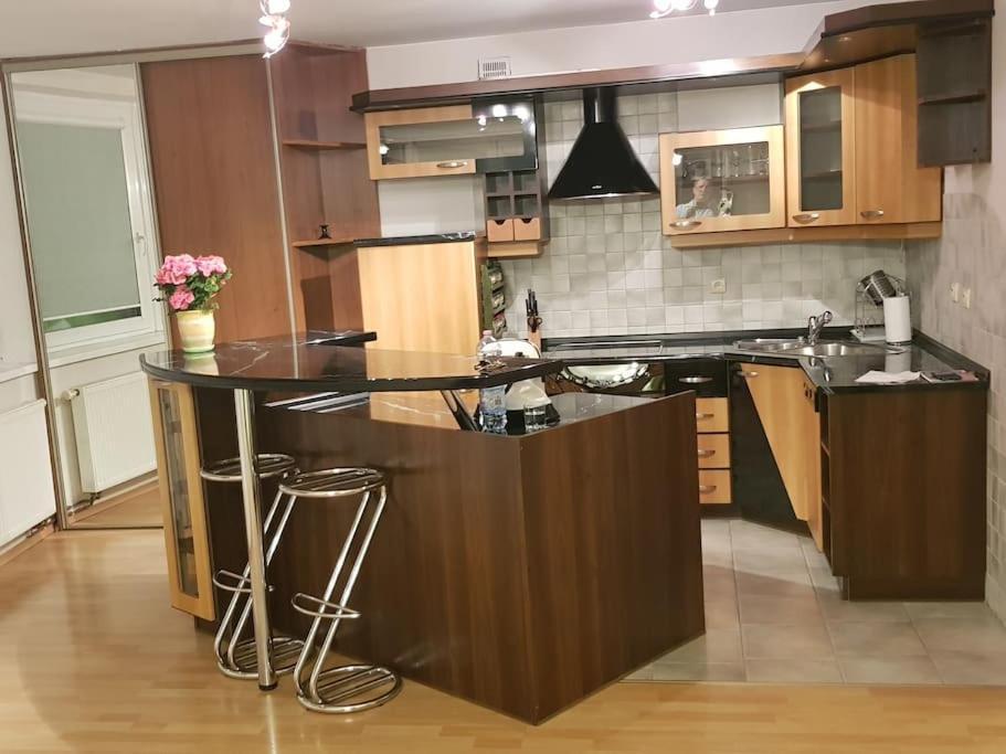 Апартаменты Sloneczny Apartamencik Вроцлав Экстерьер фото